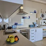 아파트 With Sea View In 227 Sarandë