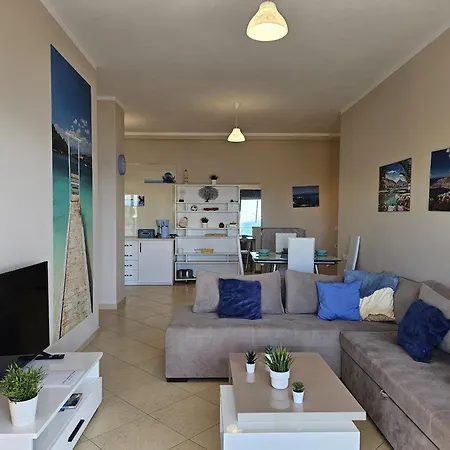 With Sea View In 227 아파트 Sarandë