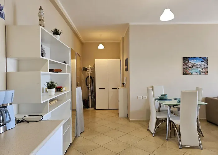 Lejlighed With Sea View In 227